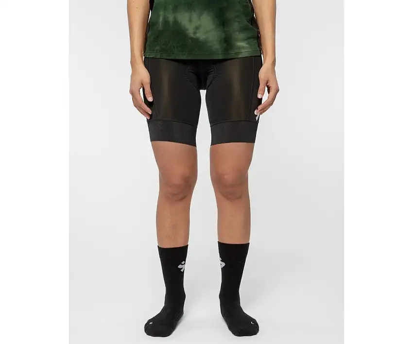 Cykelbyxor Sweet Protection Hunter Roller Shorts W svart