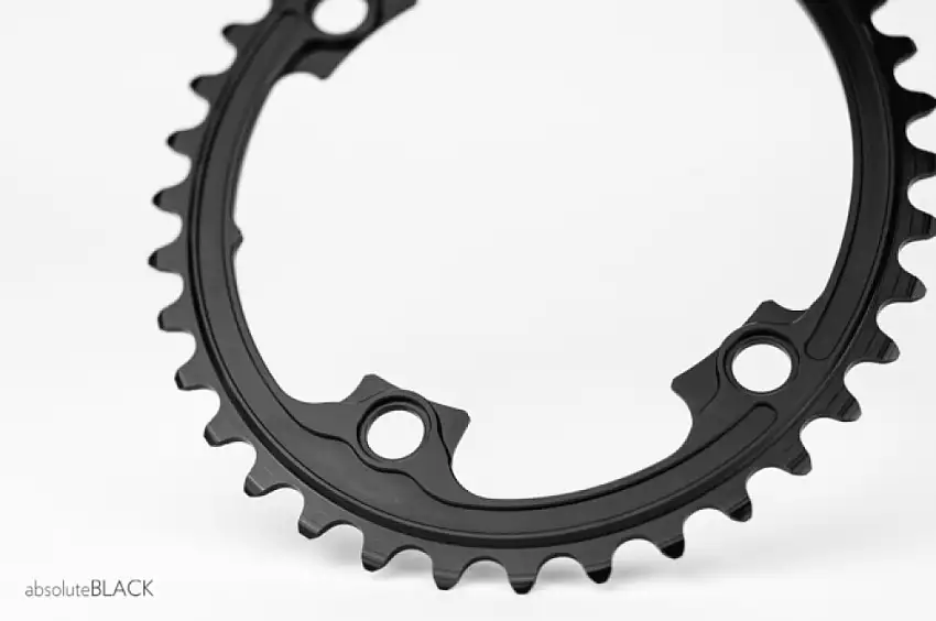 Absolute Black Oval Premium Drev 110BCD 4håls asymmetriskt liten