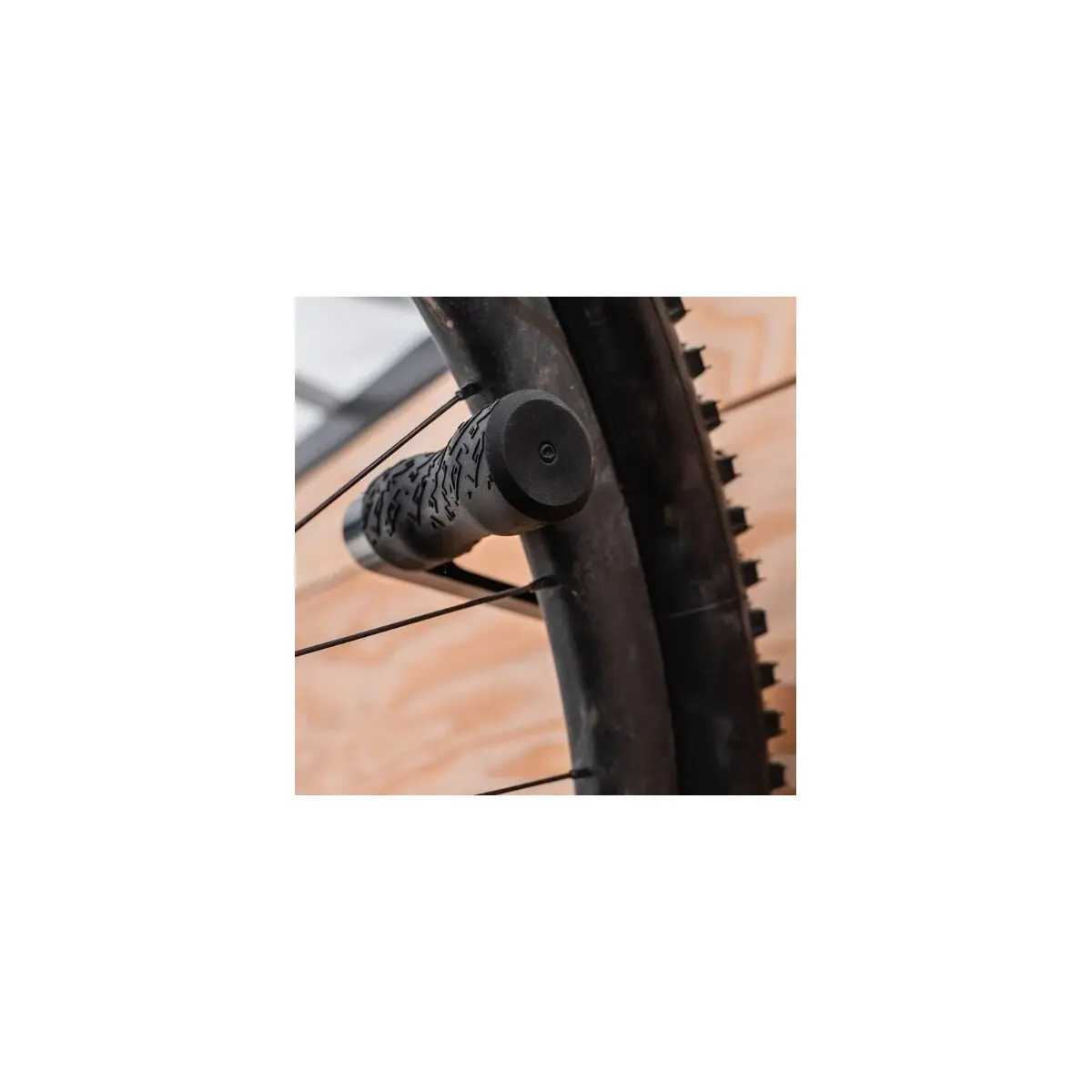 Väggstöd Hjul + plattor Yakima NC Alloy Wheeel Hook
