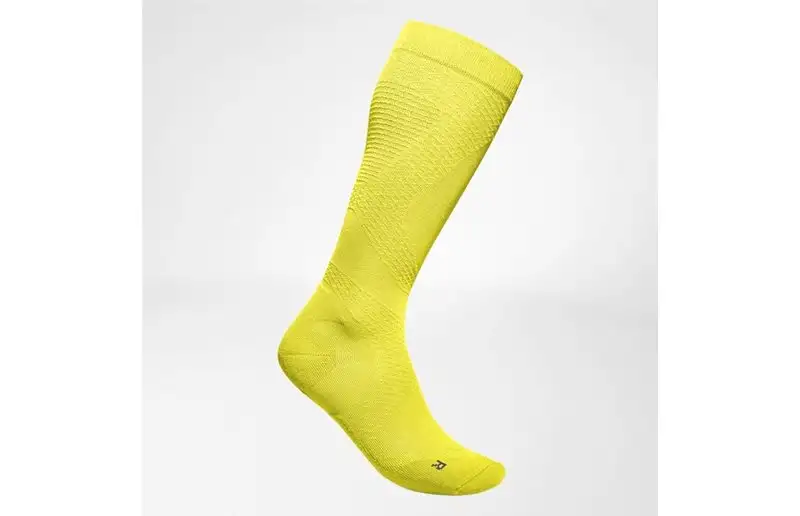 Bauerfeind Ultralight Compression Socks High Cut W Lemon Yellow